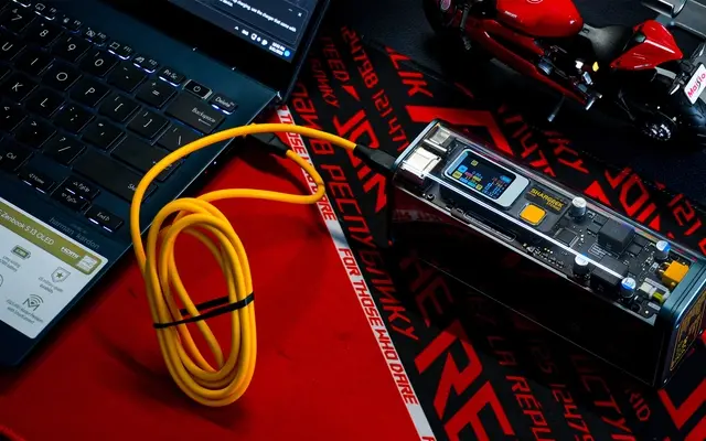 Trên tay pin sạc dự phòng Shargeek Storm 2 - Đẹp, sạc nhanh 100W, thay thế được linh kiện