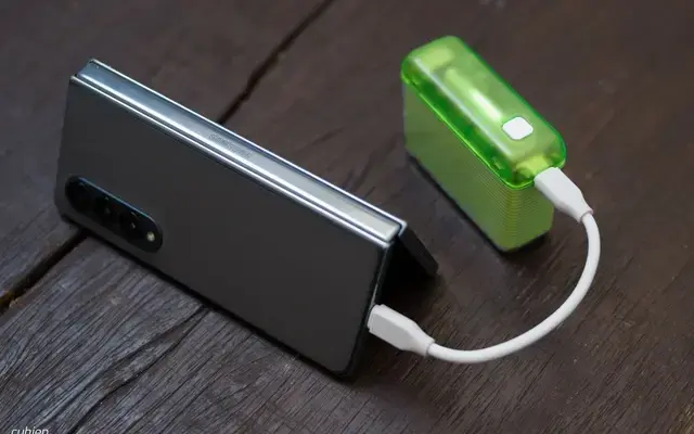 Trên tay và tặng pin di động thời trang SHARGE Flow