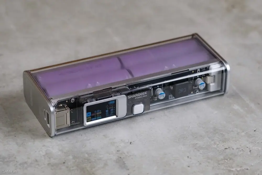 chia sẻ quá trình thay màu pin cho storm 2 slim