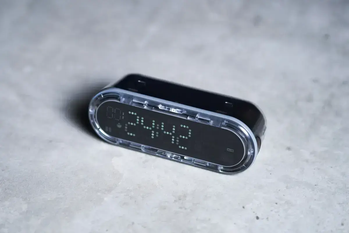 4158513191-1675928570