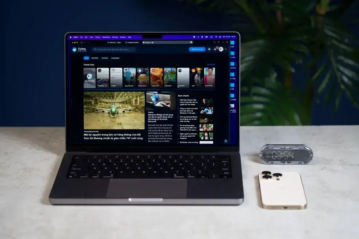 4261414208-1675928572