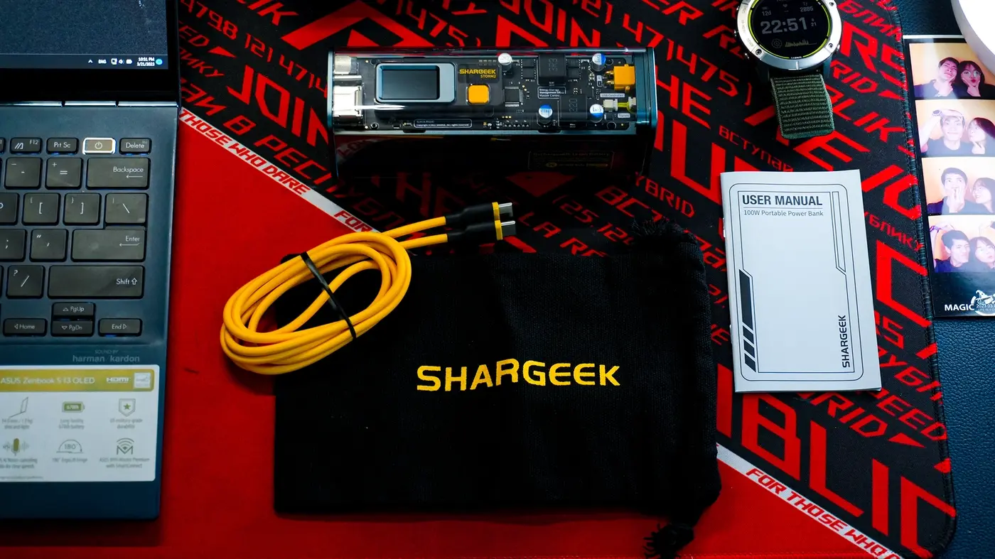 tren-tay-pin-sac-du-phong-shargeek-storm-2-2